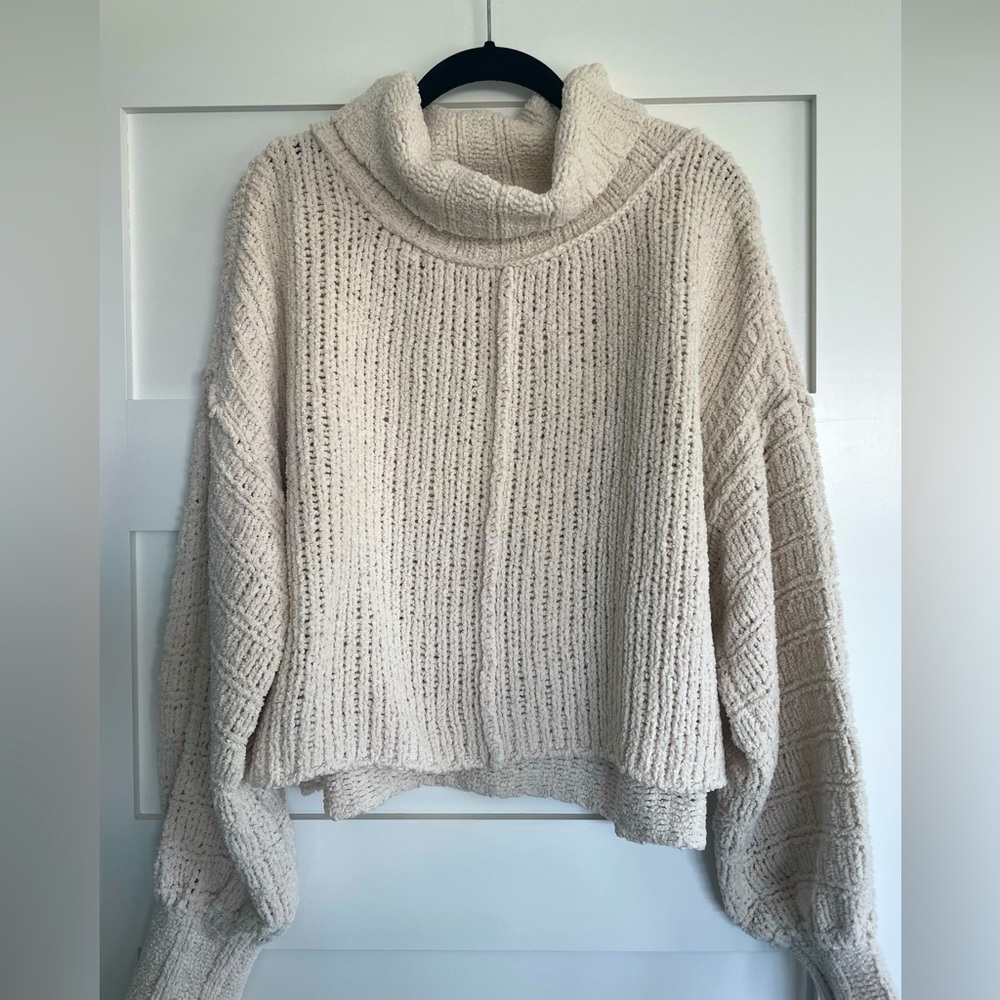 Free People Cream Turtleneck Chunky Knit Sweater